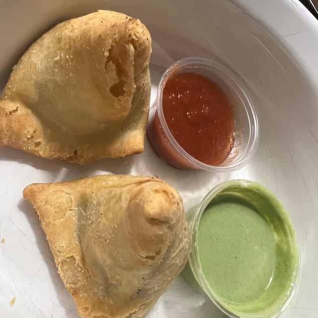 Vegetable Samosa.